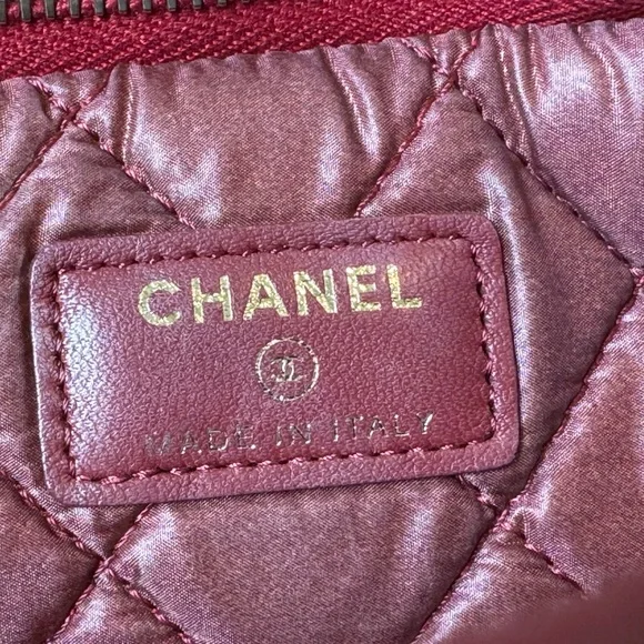 Sold ❌ Chanel Le Boy soft fold over CC clutch bag lambskin - Picture 11 of 13